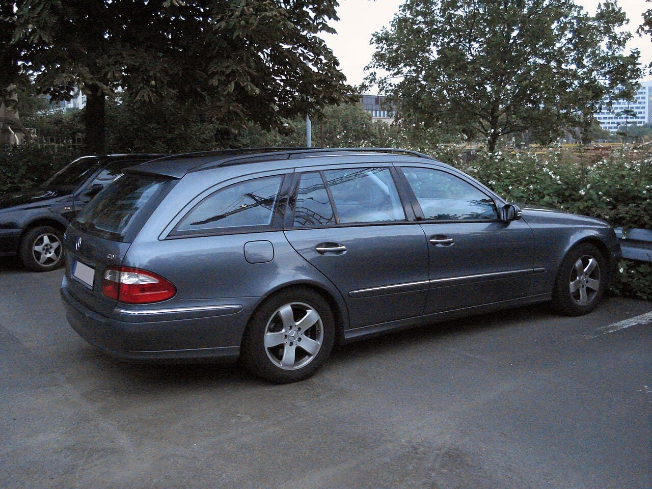Mercedes-Benz Klasa E E 220 CDI 150