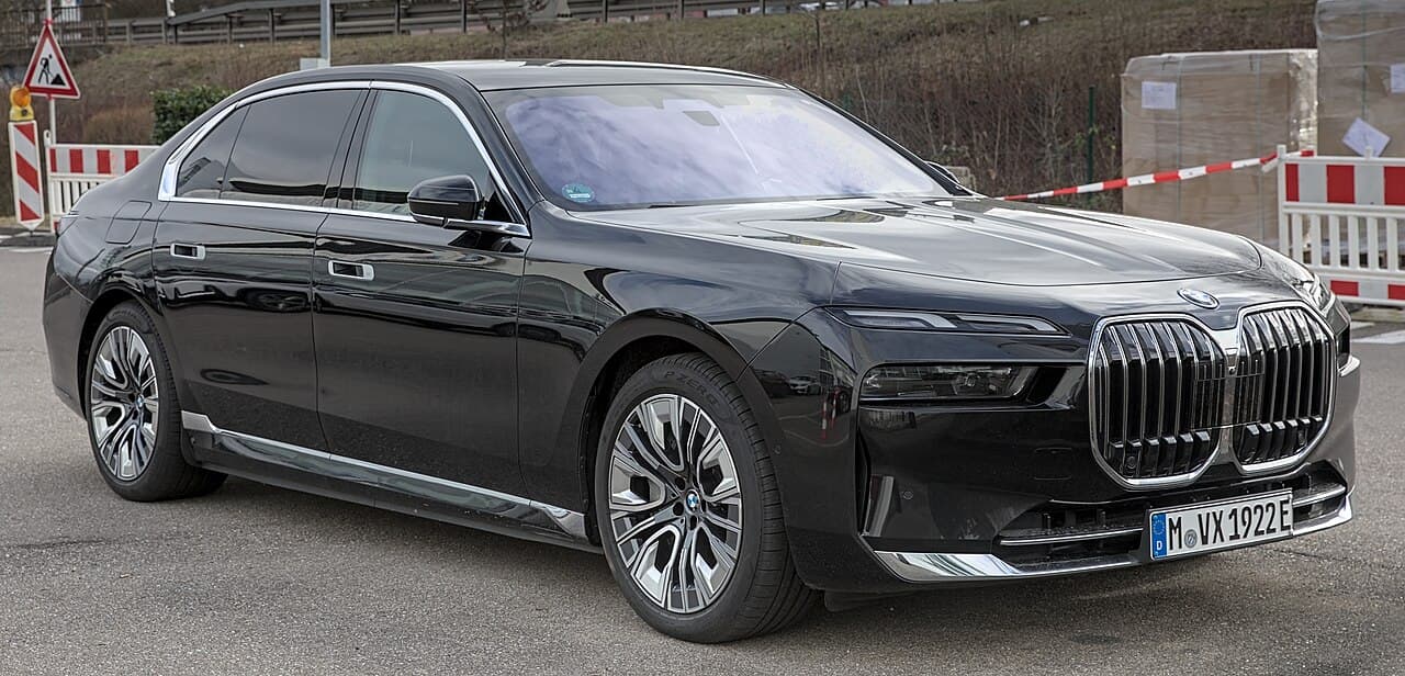 BMW Seria 7 740d xDrive MHEV