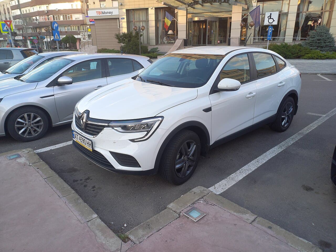 Renault Arkana 1.6 E-Tech Hybrid