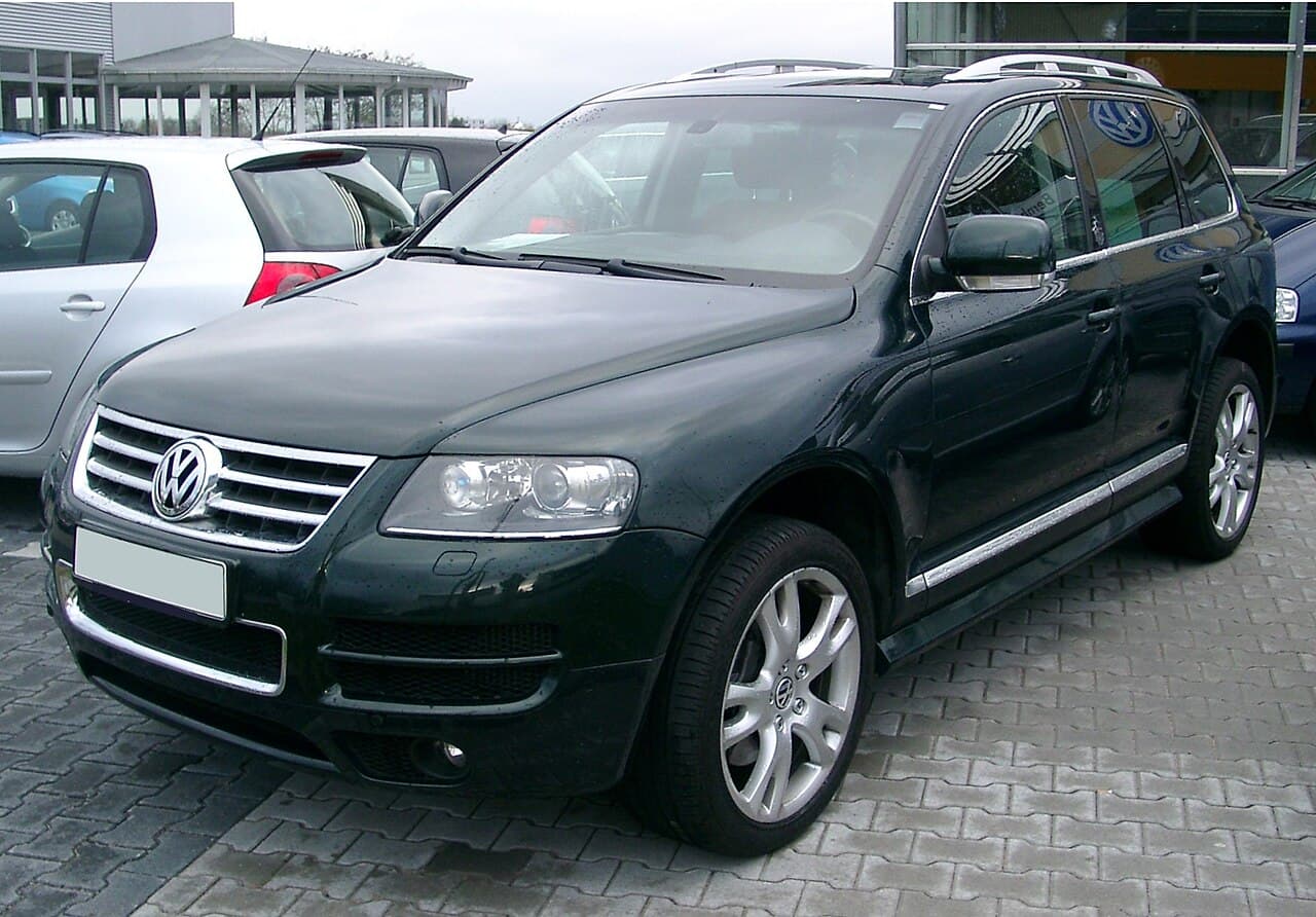 Volkswagen Touareg 3.0 V6 TDI 4Motion 240 - zdjęcie 1 z 2