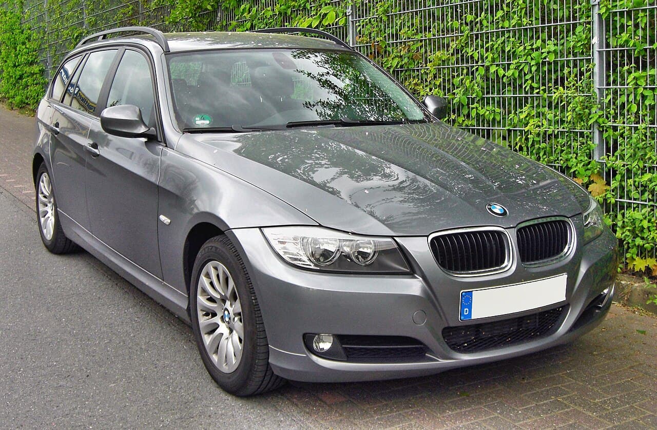 BMW Seria 3 318d 143