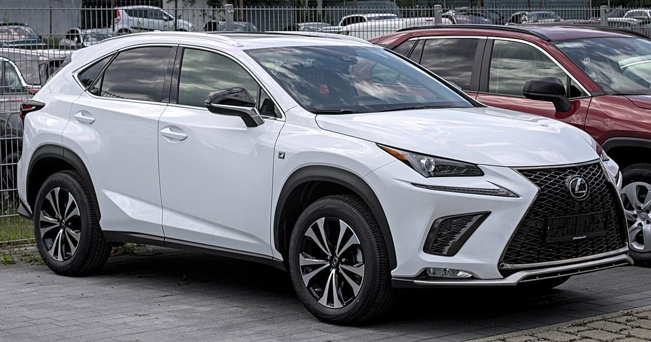 Lexus NX 300h