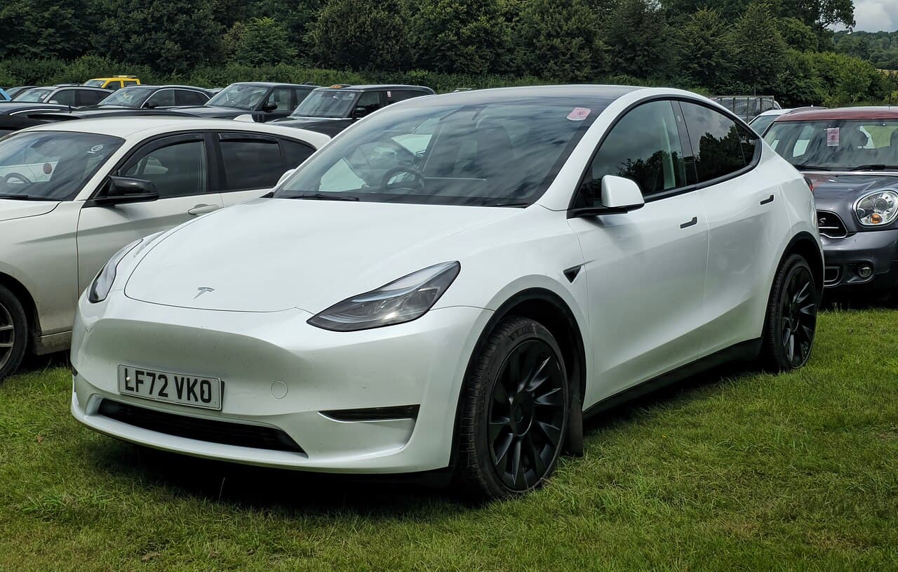 Tesla Model Y RWD