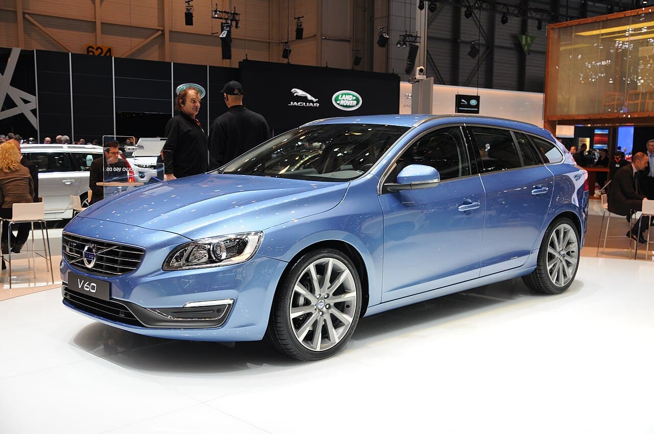 Volvo V60 D4