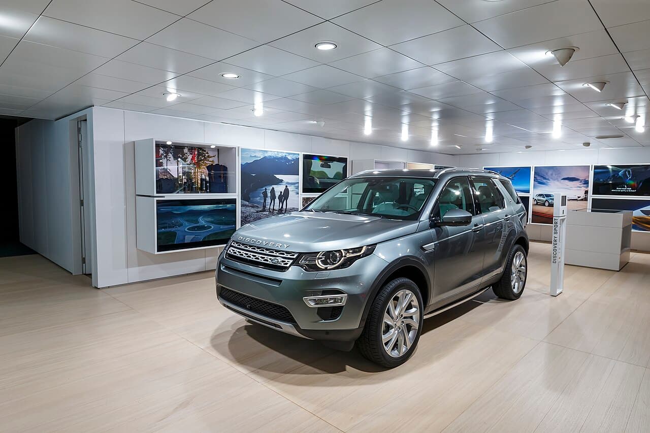 Land Rover Discovery Sport P300e