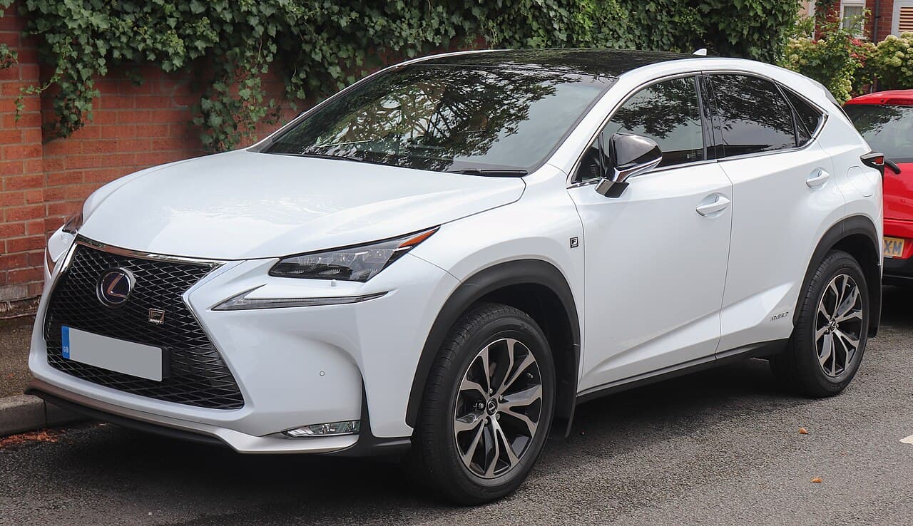 Lexus NX 300h