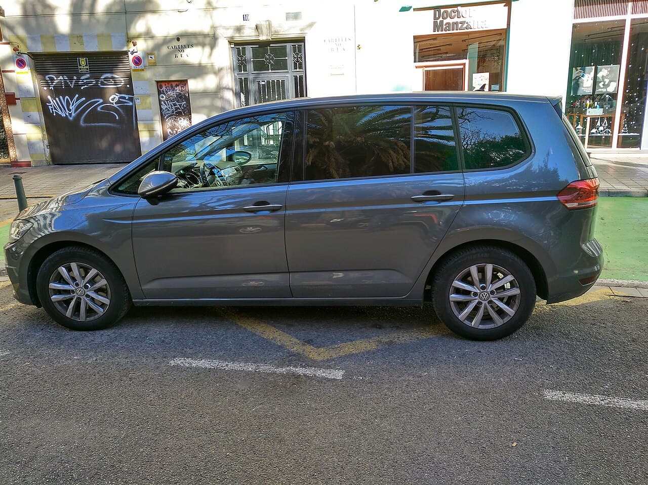 Volkswagen Touran 1.6 TDI
