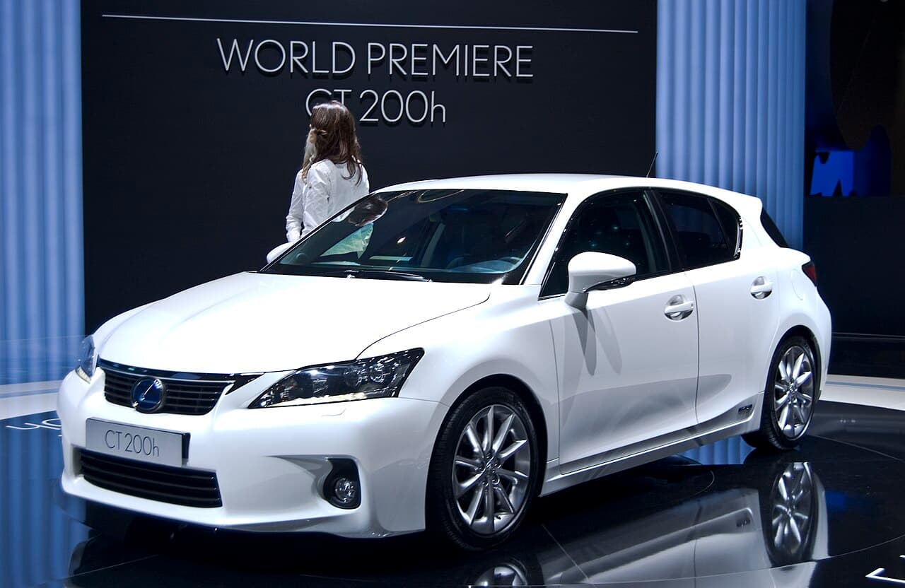 Lexus CT 200h